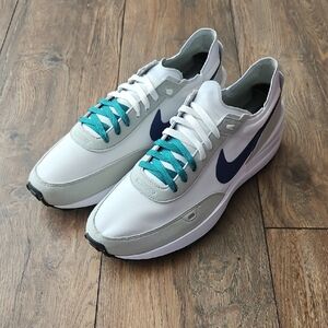 Nike Waffle One SE (10.5) - NIB